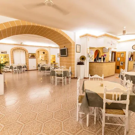 Hotel 2 Mari Santa Maria di Leuca