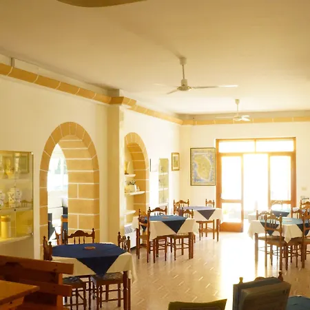 Hotel 2 Mari Santa Maria di Leuca