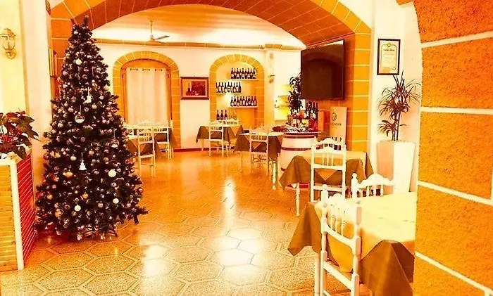 Hotell 2 Mari 2*