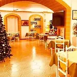 Otel 2 Mari 2*